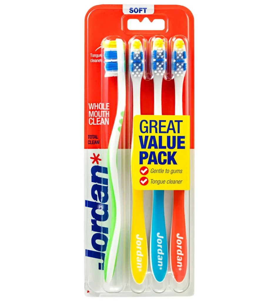 12x Jordan Tandenborstel TotalClean Soft 4-pack (4 stuks)